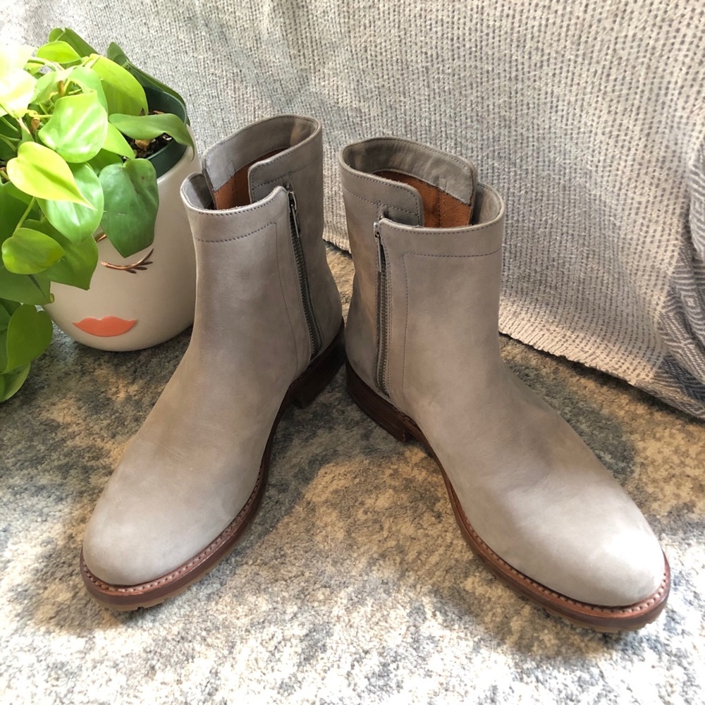 Frye Natalie Double Zip Boot